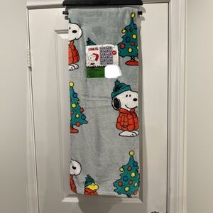 PEANUTS Christmas Snoopy Woodstock Puffer Jacket Grey Blanket